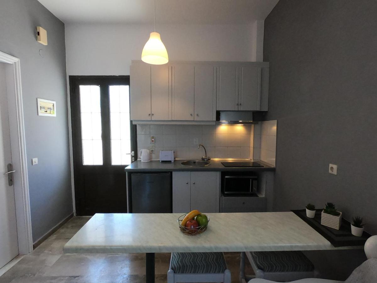 Spiridoula 1 Studios & Apartments ซีดารี ภายนอก รูปภาพ